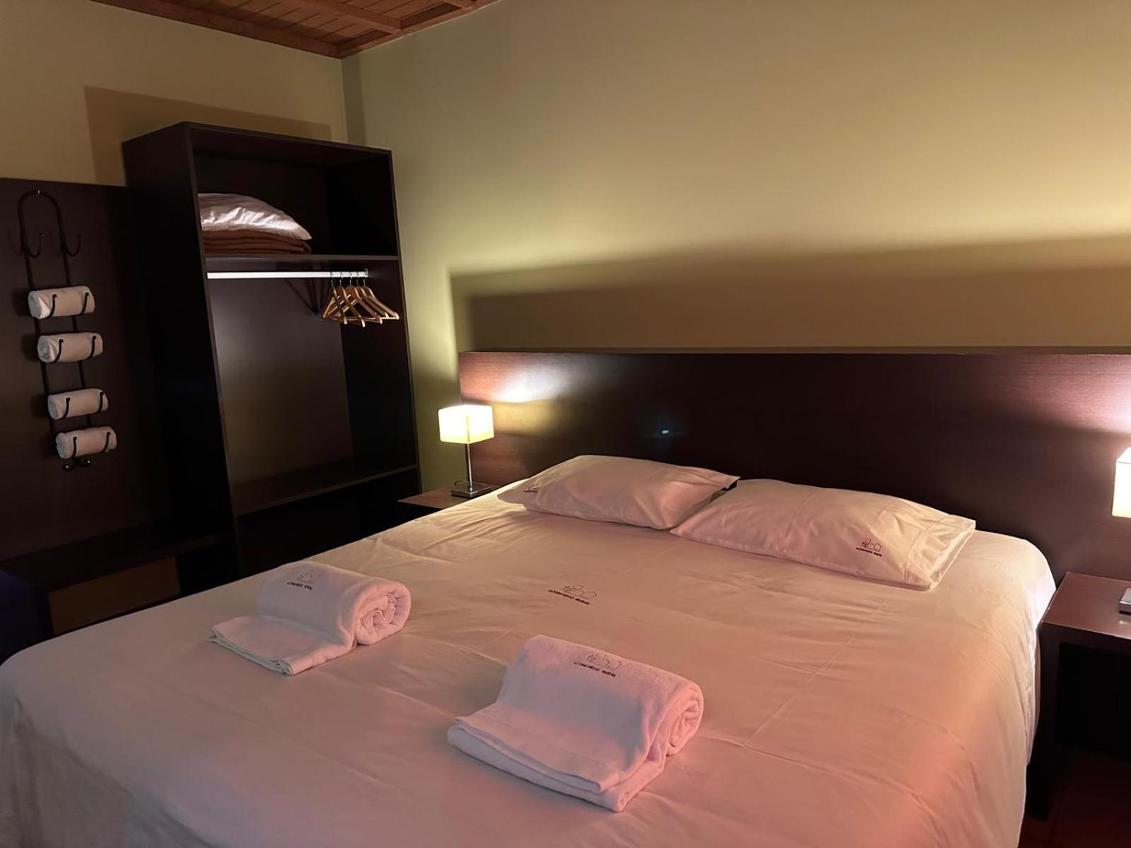 Casa Entre-Palheiros E Casa Do Canastro Montalegre Ngoại thất bức ảnh